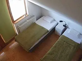 Voyeurcam-julmodels-bed-7  live sex cam