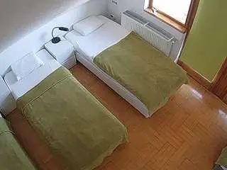 Voyeurcam-julmodels-bed-7  live sex cam