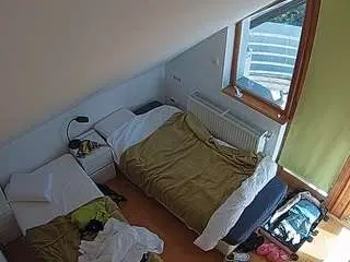 Voyeurcam-julmodels-bed-7  live sex cam