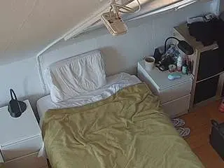 Voyeurcam-julmodels-bed-7  live sex cam