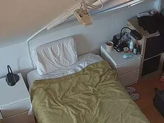 Voyeurcam-julmodels-bed-7  live sex cam