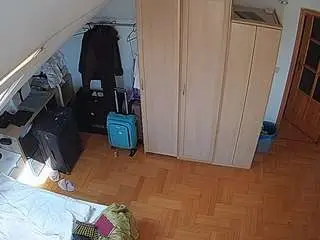 Voyeurcam-julmodels-bed-7  live sex cam