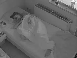 Voyeurcam-julmodels-bed-7  live sex cam