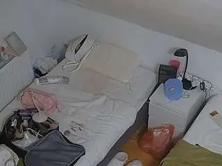 Voyeurcam-julmodels-bed-7  live sex cam
