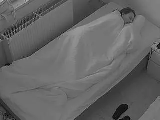Voyeurcam-julmodels-bed-7  live sex cam