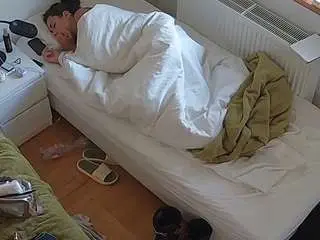 Voyeurcam-julmodels-bed-7  live sex cam