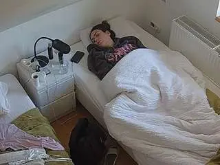 Voyeurcam-julmodels-bed-7  live sex cam