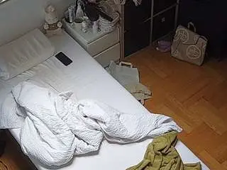 Voyeurcam-julmodels-bed-7  live sex cam