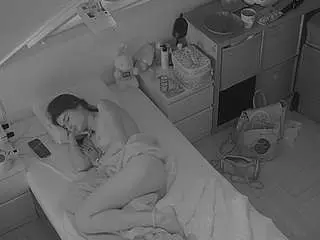 Voyeurcam-julmodels-bed-7  live sex cam