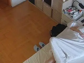 Voyeurcam-julmodels-bed-7  live sex cam