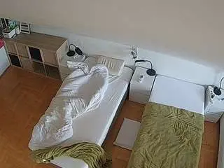 Voyeurcam-julmodels-bed-7  live sex cam