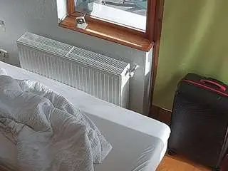 Voyeurcam-julmodels-bed-7  live sex cam