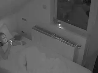 Voyeurcam-julmodels-bed-7  live sex cam