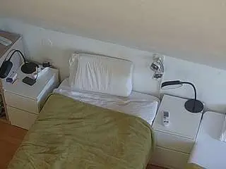 Voyeurcam-julmodels-bed-7  live sex cam