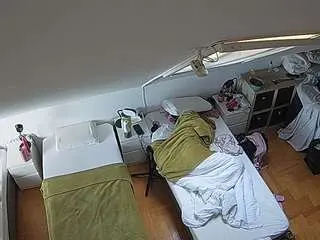 Voyeurcam-julmodels-bed-7  live sex cam