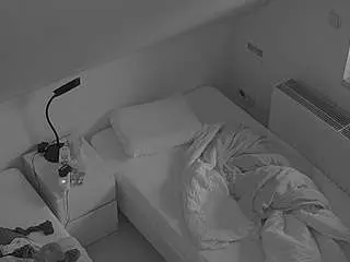 Voyeurcam-julmodels-bed-7  live sex cam