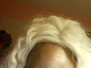 Carmenthabaddie  live sex cam