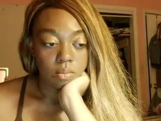 Carmenthabaddie  live sex cam