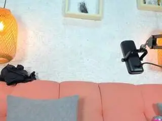 Emiilys  live sex cam
