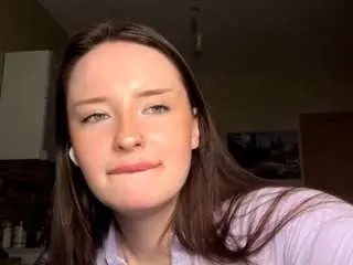 Katiecassagne  live sex cam