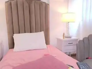 Scarlett-bm  live sex cam