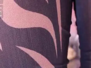 Valerynova  live sex cam