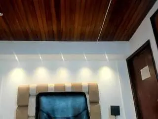 Venus-cooper  live sex cam