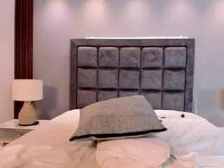Venus-cooper  live sex cam