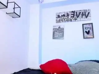 Venus-cooper  live sex cam