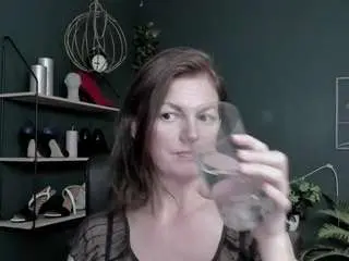 Viviankiss  live sex cam