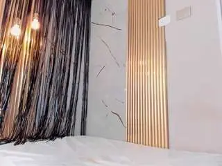 Arianna-millers  live sex cam