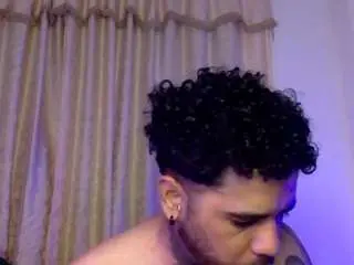 Bella-mc  live sex cam