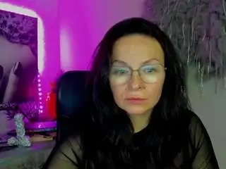 Glamhelen  live sex cam