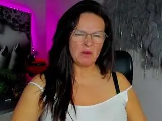 Glamhelen  live sex cam