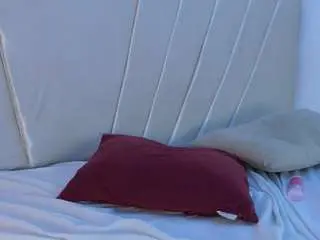 Mikitourab  live sex cam