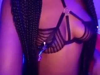 Sexychocoqueen  live sex cam