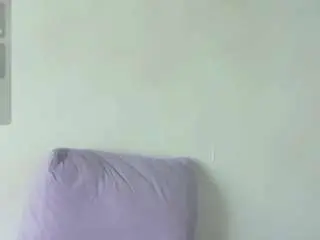 Snow-doll  live sex cam