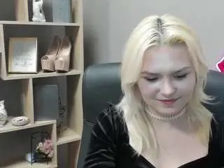 Sweetlilyxo  live sex cam