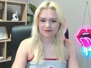 Sweetlilyxo  live sex cam