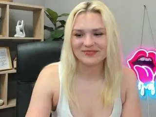 Sweetlilyxo  live sex cam
