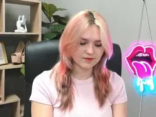 Sweetlilyxo  live sex cam
