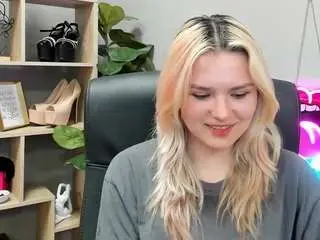 Sweetlilyxo  live sex cam