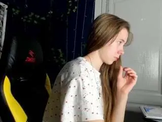 Eda-viks  live sex cam