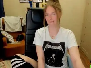 Ghostly-temptation  live sex cam