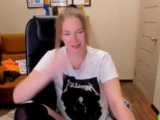 Ghostly-temptation  live sex cam