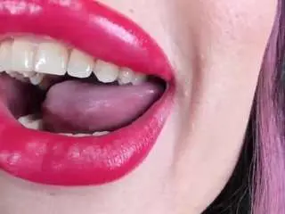 Princess18xxx  live sex cam