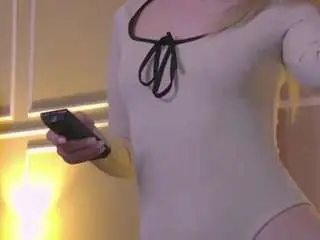 Serenabennet  live sex cam