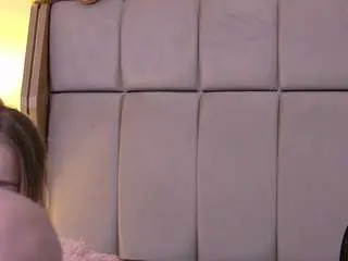 Serenabennet  live sex cam