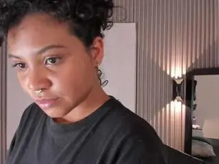 Amatista-lewis  live sex cam