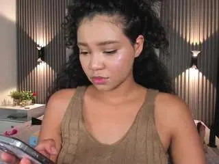 Amatista-lewis  live sex cam